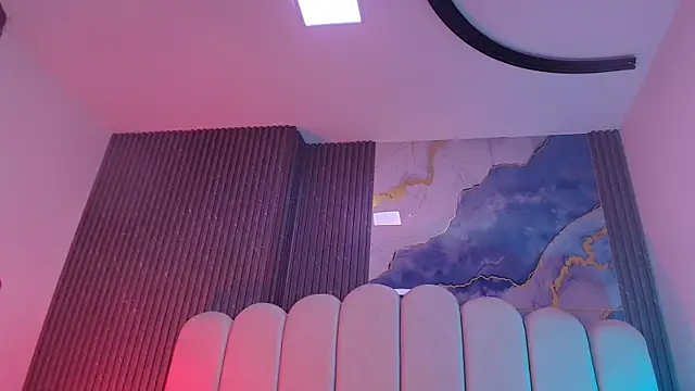 hot dione online show from 25, 4, 2026