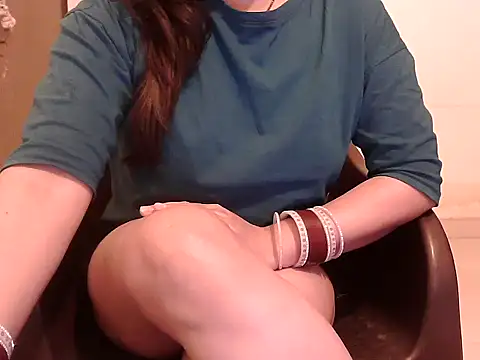 Snapshot of AMBIKA-MISHRA99 chatting on 9, 11, 2025 AMBIKA-MISHRA99 online show from 9, 11, 2025