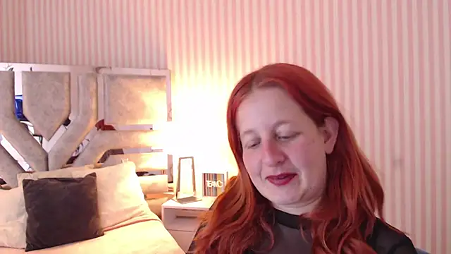 ViioletaMora online show from 11, 3, 2025