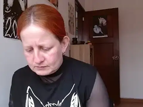 ViioletaMora online show from 4, 2, 2026