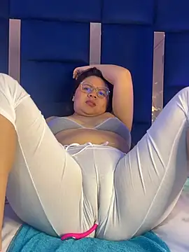 alice love052 online show from 24, 4, 2026