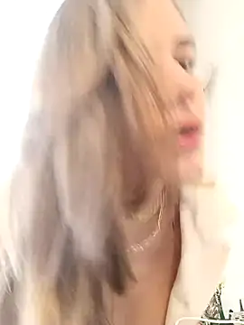 Snapshot of maliciaworld chatting on 1, 3, 2025 maliciaworld online show from 1, 3, 2025