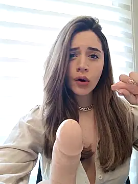 Snapshot of maliciaworld chatting on 8, 3, 2025 maliciaworld online show from 8, 3, 2025