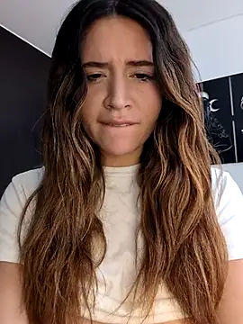 Snapshot of maliciaworld chatting on 5, 1, 2026 maliciaworld online show from 5, 1, 2026