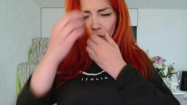Aylinn diaz online show from 8, 6, 2026