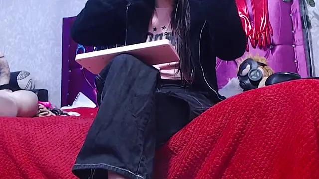 AyshaScott online show from 27, 2, 2026