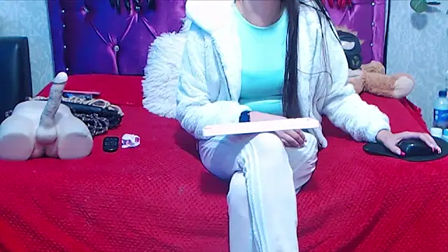 AyshaScott online show from 4, 3, 2026