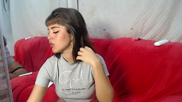 Melody phillips2 online show from 4, 2, 2025