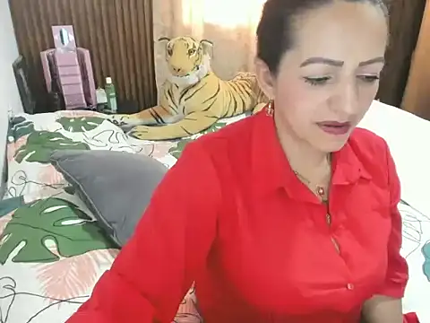 MonicaGarcia  online show from 15, 4, 2026