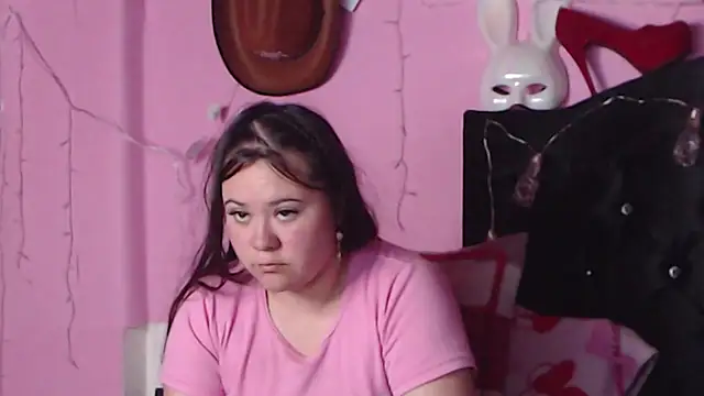 Snapshot of NikkiRous_ chatting on 21, 1, 2025 NikkiRous online show from 21, 1, 2025