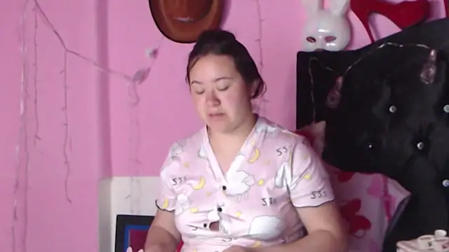 Snapshot of NikkiRous_ chatting on 25, 1, 2025 NikkiRous online show from 25, 1, 2025