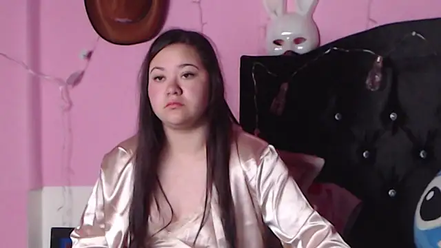 Snapshot of NikkiRous_ chatting on 1, 2, 2025 NikkiRous online show from 1, 2, 2025