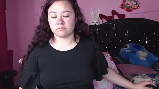 Snapshot of NikkiRous_ chatting on 17, 3, 2025 NikkiRous online show from 17, 3, 2025