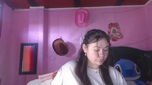 Snapshot of NikkiRous_ chatting on 9, 9, 2025 NikkiRous online show from 9, 9, 2025