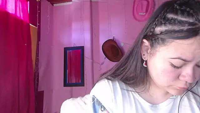 Snapshot of NikkiRous_ chatting on 21, 9, 2025 NikkiRous online show from 21, 9, 2025