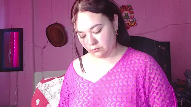 Snapshot of NikkiRous_ chatting on 8, 11, 2025 NikkiRous online show from 8, 11, 2025