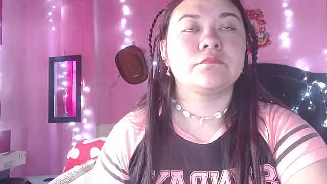 Snapshot of NikkiRous_ chatting on 11, 11, 2025 NikkiRous online show from 11, 11, 2025