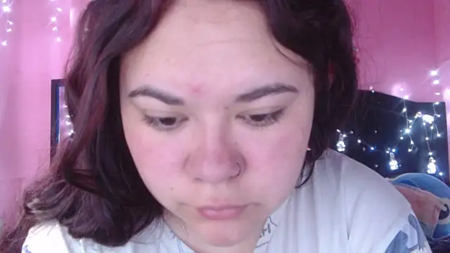 Snapshot of NikkiRous_ chatting on 15, 11, 2025 NikkiRous online show from 15, 11, 2025