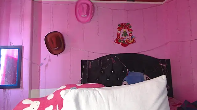 NikkiRous  online show from 9, 1, 2026