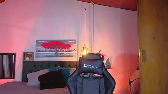 Dulce charlottee online show from 19, 4, 2026