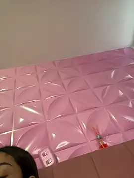 Ema azel online show from 12, 2, 2025