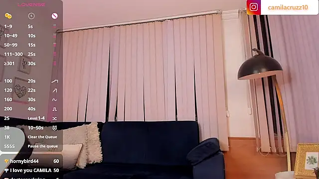 cami cruzz online show from 18, 3, 2025