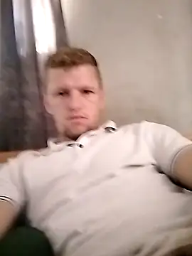 Bentley9825 online show from 26, 3, 2026