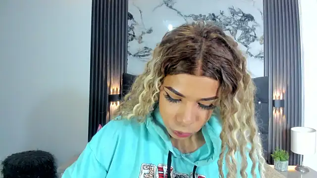 Giorgina Parado online show from 23, 4, 2026