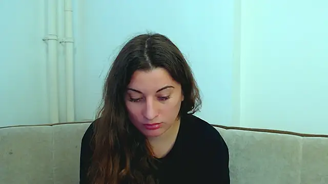 Helen Adams  online show from 17, 12, 2024