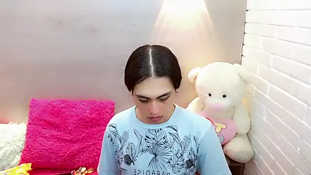 Snapshot of Daniela_Pink_ chatting on 4, 10, 2025 Daniela Pink online show from 4, 10, 2025