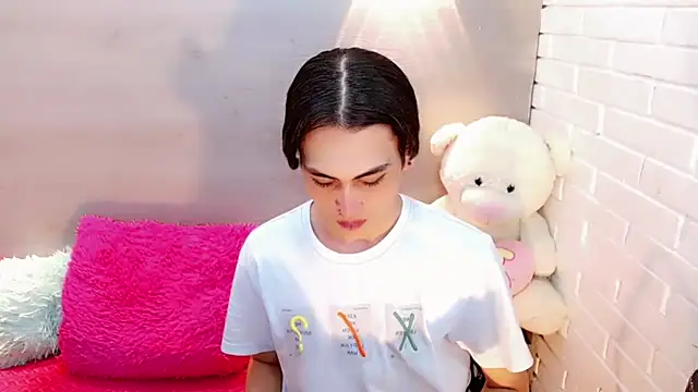 Snapshot of Daniela_Pink_ chatting on 11, 10, 2025 Daniela Pink online show from 11, 10, 2025