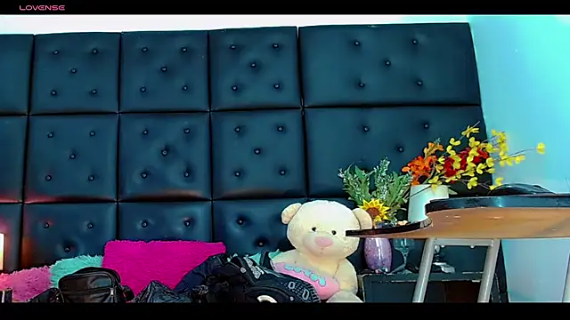 Daniela Pink  online show from 22, 6, 2026