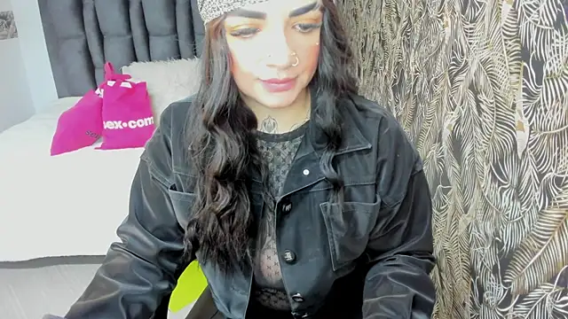 Snapshot of Anhell7_x chatting on 6, 11, 2025 Anhell7 x online show from 6, 11, 2025