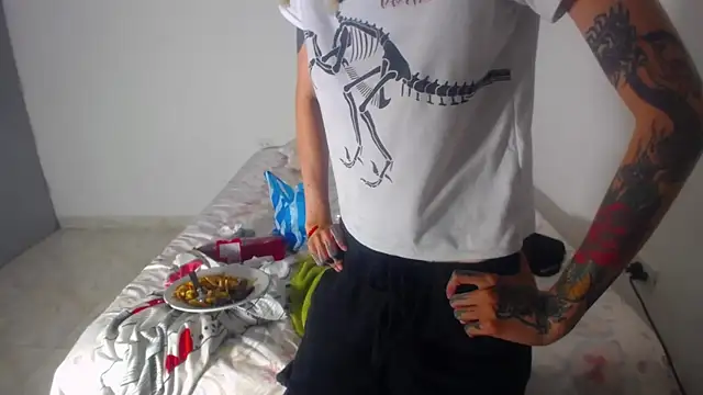 barbara anal squirt  online show from 22, 4, 2026