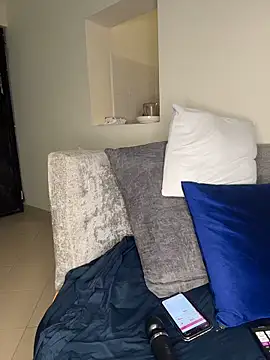 Snapshot of CarlaBeckky chatting on 6, 10, 2025 CarlaBeckky online show from 6, 10, 2025