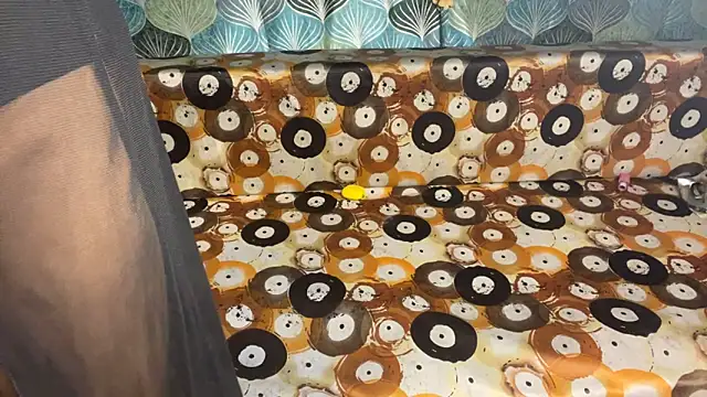 shuhana  online show from 23, 4, 2026