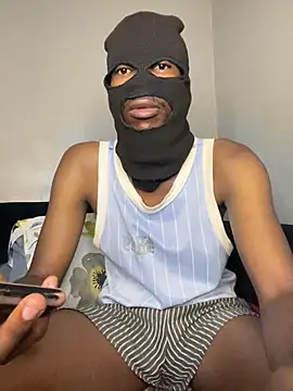 Gifttheskimaskboy online show from 30, 3, 2026