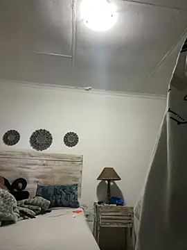 Gifttheskimaskboy online show from 23, 5, 2026