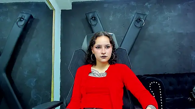 AnnyThompson  online show from 18, 10, 2025