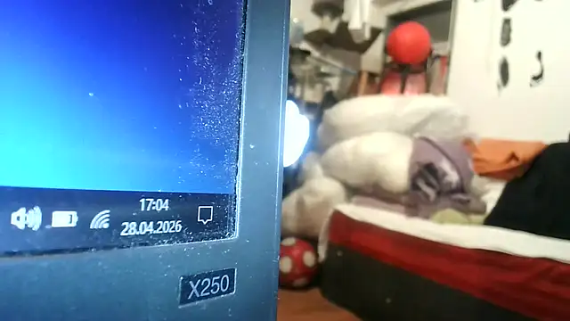 Snapshot of lukasdie chatting on 28, 4, 2026 lukasdie online show from 28, 4, 2026