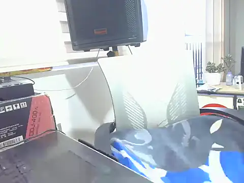 dirtytw0230 online show from 20, 12, 2025