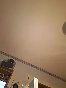 Snapshot of TheHardone_29 chatting on 10, 12, 2024 TheHardone 29 online show from 10, 12, 2024