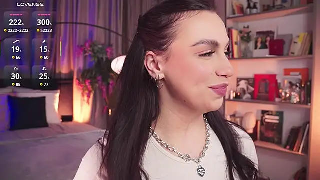 LunaNight online show from 4, 2, 2025