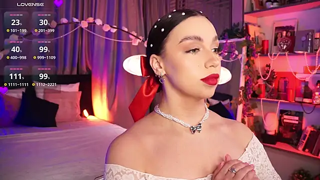 LunaNight online show from 15, 2, 2025