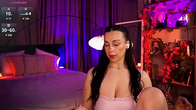 LunaNight online show from 5, 10, 2025