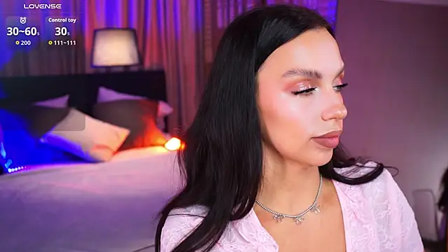 LunaNight online show from 18, 4, 2026