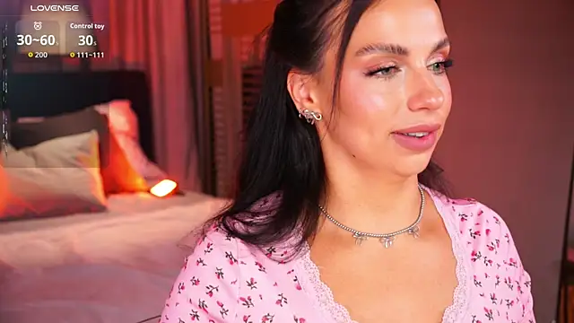 LunaNight online show from 21, 4, 2026