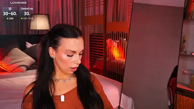 LunaNight online show from 26, 4, 2026