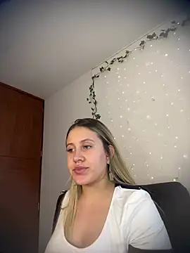 eleecttraa 12 online show from 3, 3, 2025