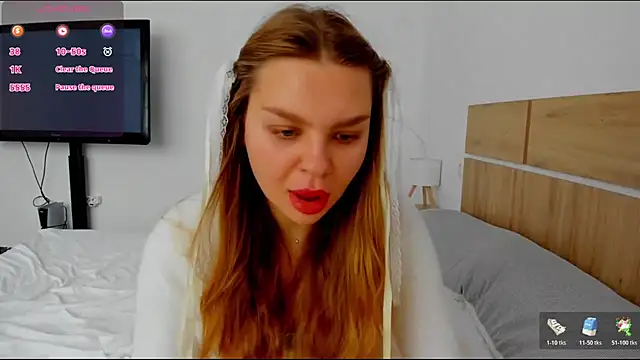 Molly sweetie online show from 3, 4, 2026